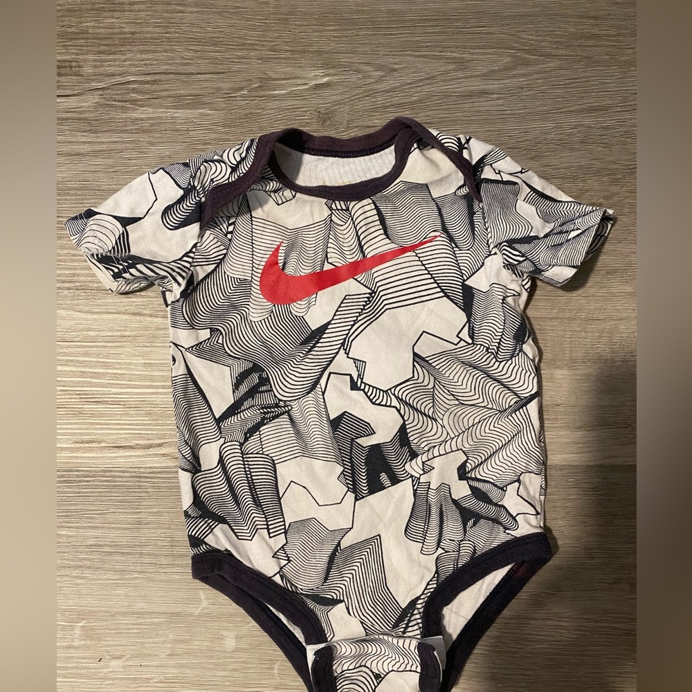 Nike Onesie 3-6 Month